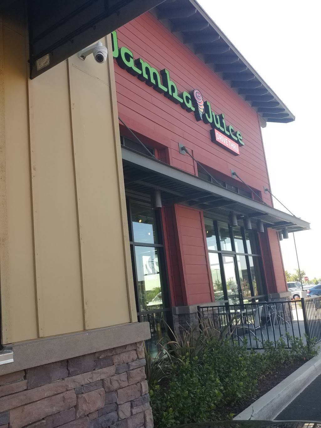 Jamba Juice | restaurant | 2624 W Kettleman Ln Ste #110, Lodi, CA 95242, USA | 2093682037 OR +1 209-368-2037