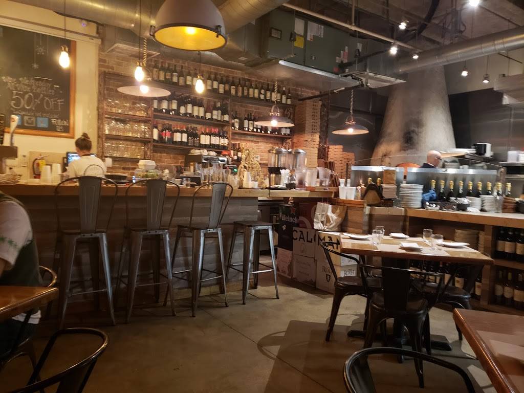 Tutto Pizza & Pasta | meal delivery | 328 Crandon Blvd #111, Key Biscayne, FL 33149, USA | 3053612224 OR +1 305-361-2224