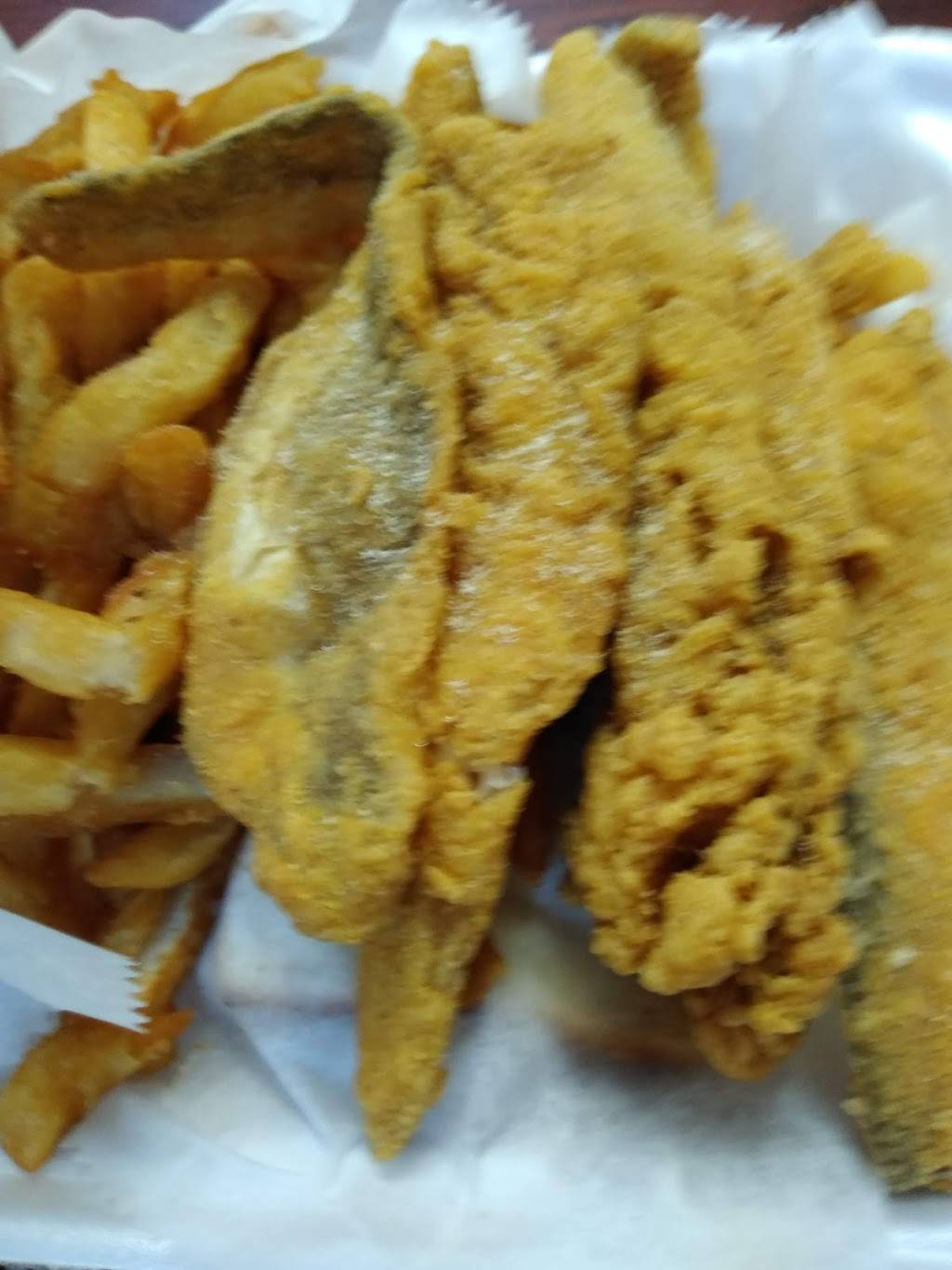 J&J Fish and Chicken | restaurant | 5719 Rockbridge Rd SW, Stone Mountain, GA 30087, USA | 4705454799 OR +1 470-545-4799
