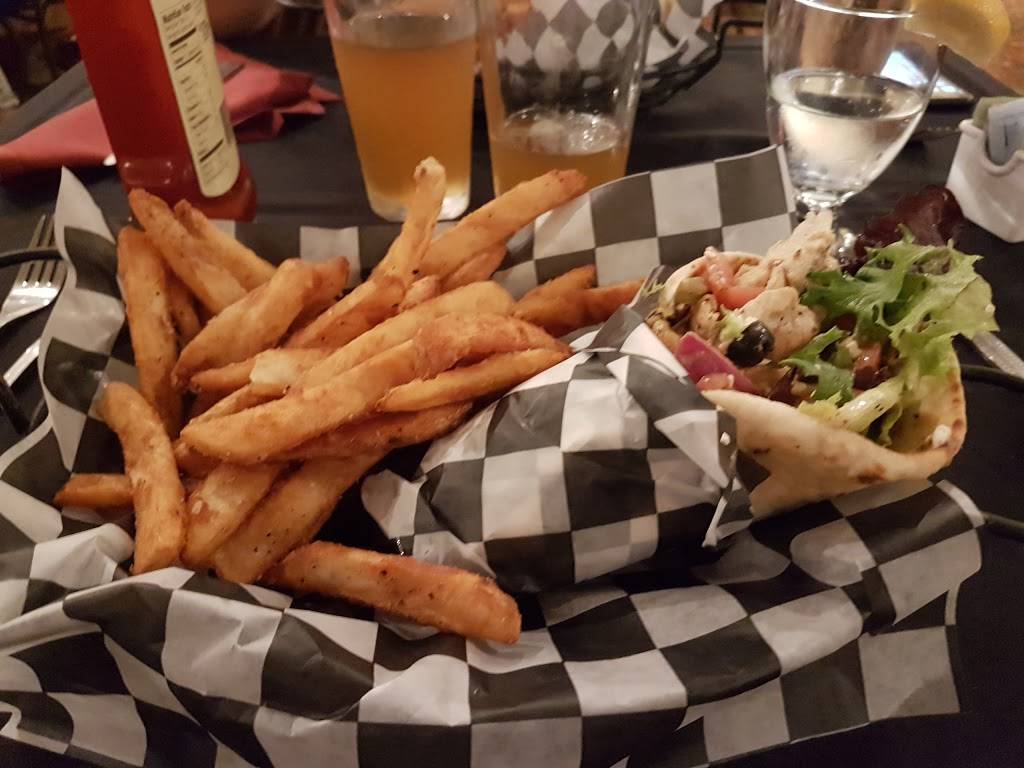 Mahoganys | restaurant | 9000 W Airport Dr, Visalia, CA 93277, USA | 5596515000 OR +1 559-651-5000