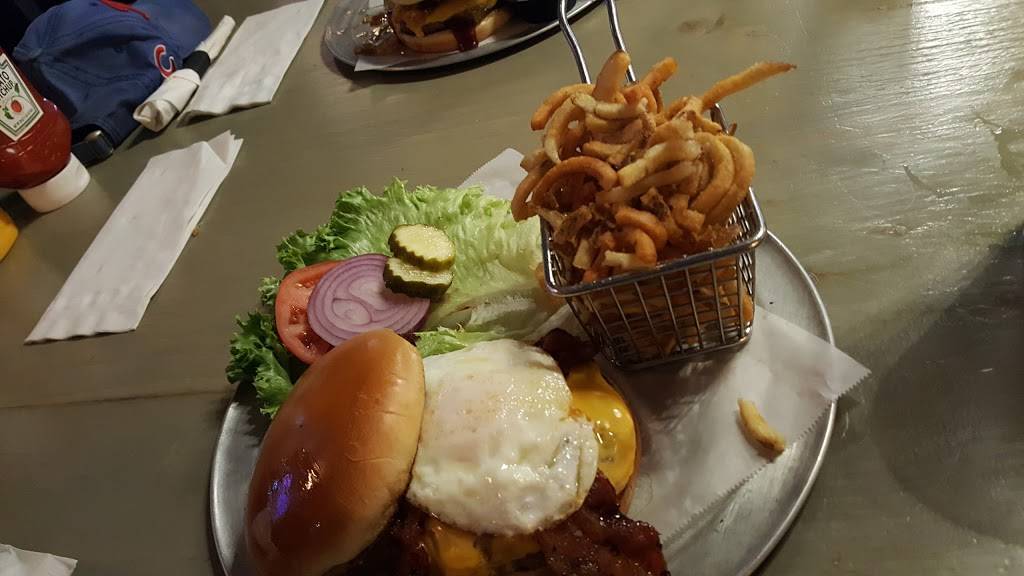 Burgers & Beer | restaurant | 70 Rice Rd, South Wilmington, IL 60474, USA | 8152370000 OR +1 815-237-0000