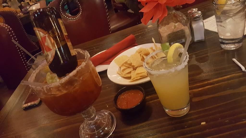 El Charro Café | restaurant | 7725 N Oracle Rd #101, Tucson, AZ 85704, USA | 5202291922 OR +1 520-229-1922