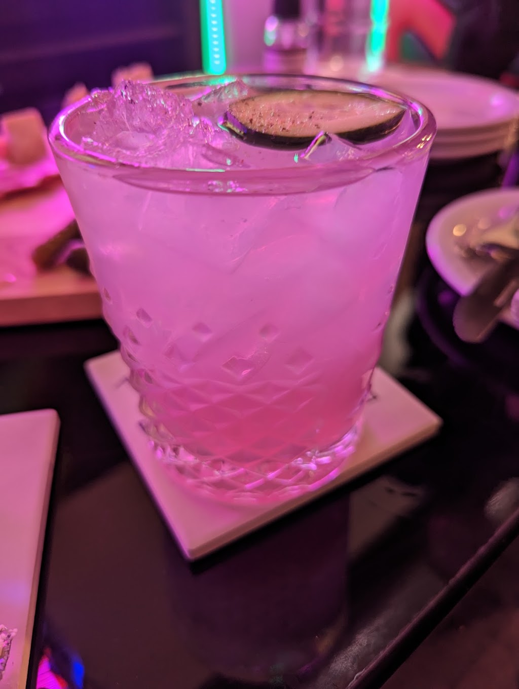 The Livin Room Restaurant & Lounge | restaurant | 677 Laurel St Suite C, San Carlos, CA 94070, USA | 6502327965 OR +1 650-232-7965