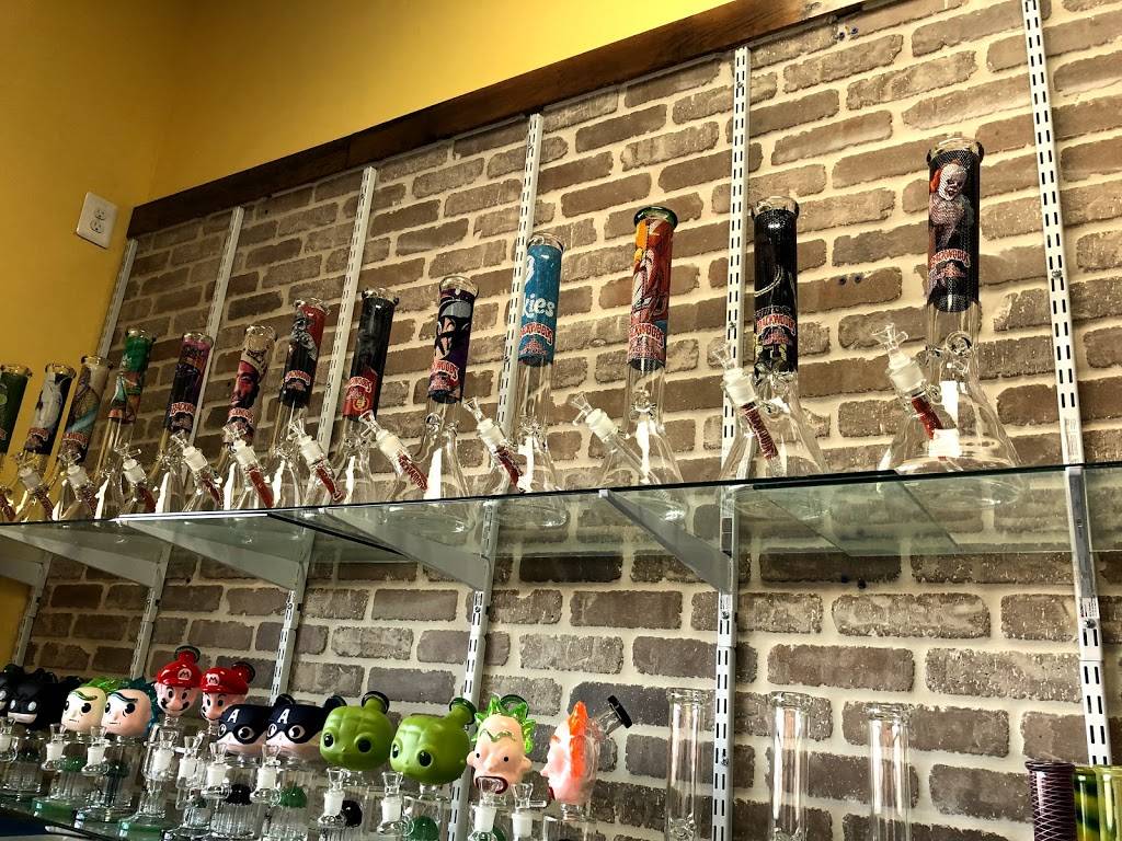 Cheverly Food Mart | meal takeaway | 6435 Landover Rd, Cheverly, MD 20785, United States | 3016135037 OR +1 301-613-5037