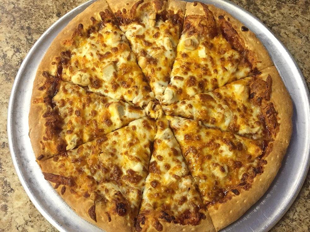 La Casa De Pizza | restaurant | 13 E Main St, North East, PA 16428, USA | 8147259713 OR +1 814-725-9713