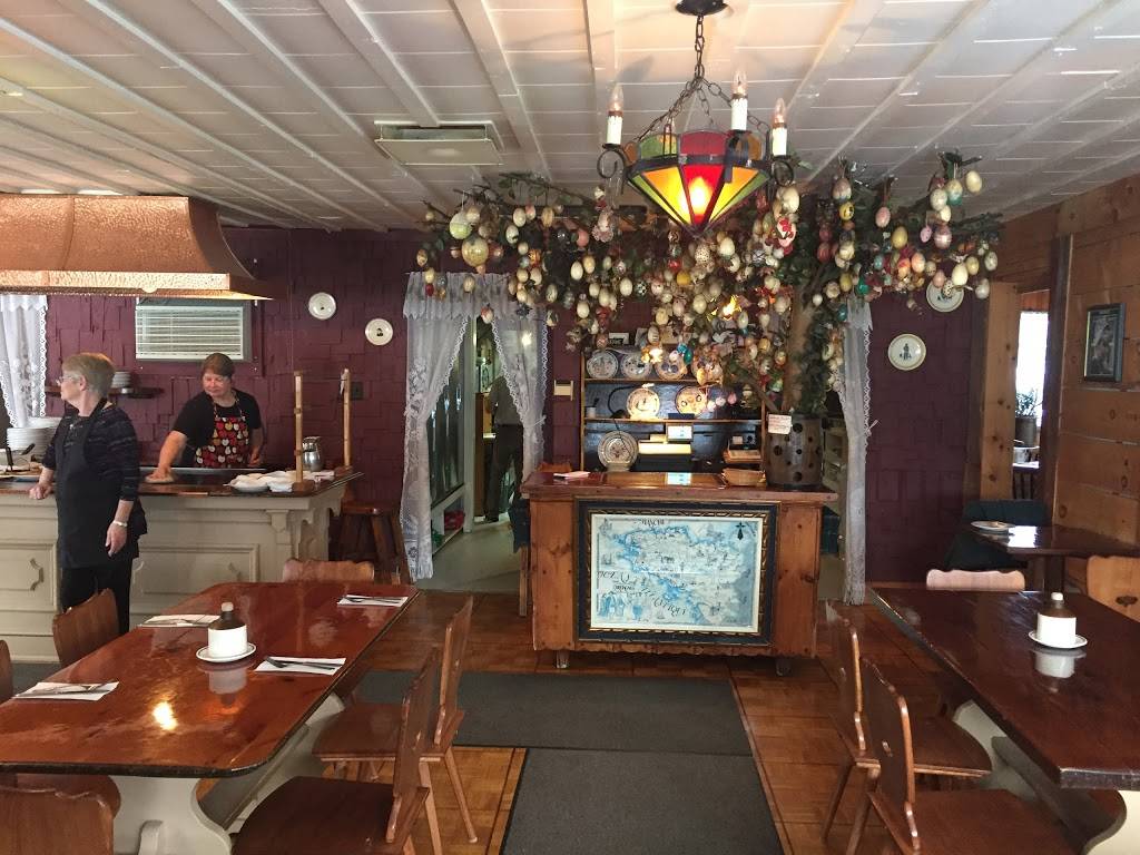 Creperie Au Tournesol | restaurant | 5825 Boulevard Labelle, Val-Morin, QC J0T 2R0, Canada | 8193221401 OR +1 819-322-1401