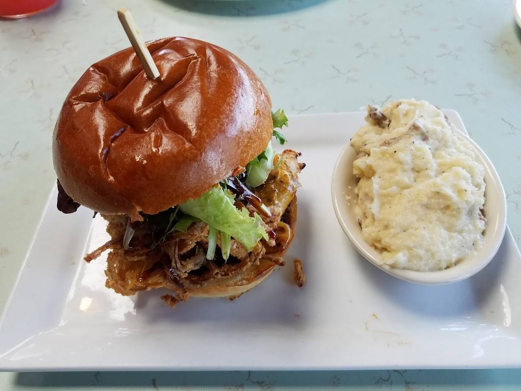 Lucille’s Smokehouse BBQ | restaurant | 6257 E 2nd St, Long Beach, CA 90803, USA | 5624347427 OR +1 562-434-7427