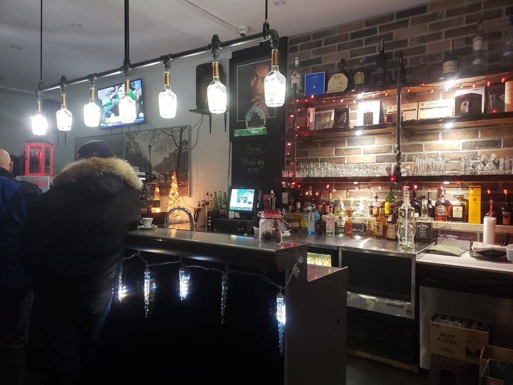 Georges eatery + bar inc | restaurant | 1988 Eglinton Ave W, Toronto, ON M9E 2J9, Canada | 4167849091 OR +1 416-784-9091