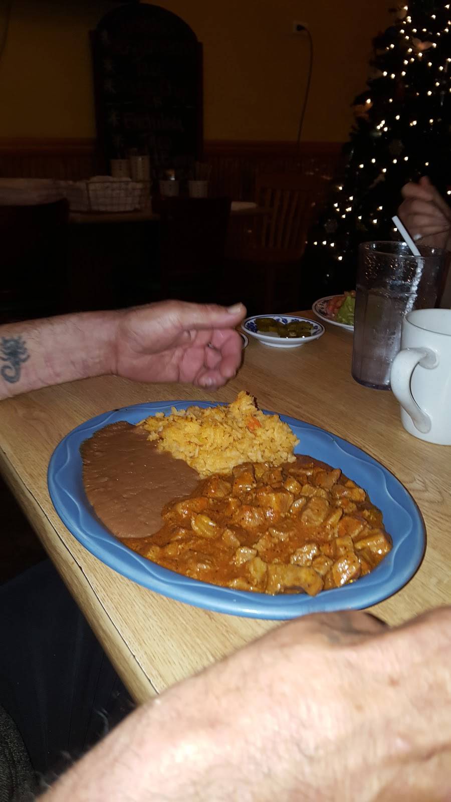 Larrys Texas Cafe & Cantina | restaurant | 210 S Richmond Rd, Wharton, TX 77488, USA | 9795323801 OR +1 979-532-3801