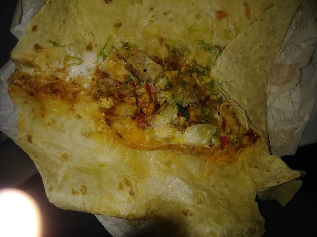 Taco Bueno | restaurant | 3204 SE Loop 820, Forest Hill, TX 76140, USA | 8172932183 OR +1 817-293-2183