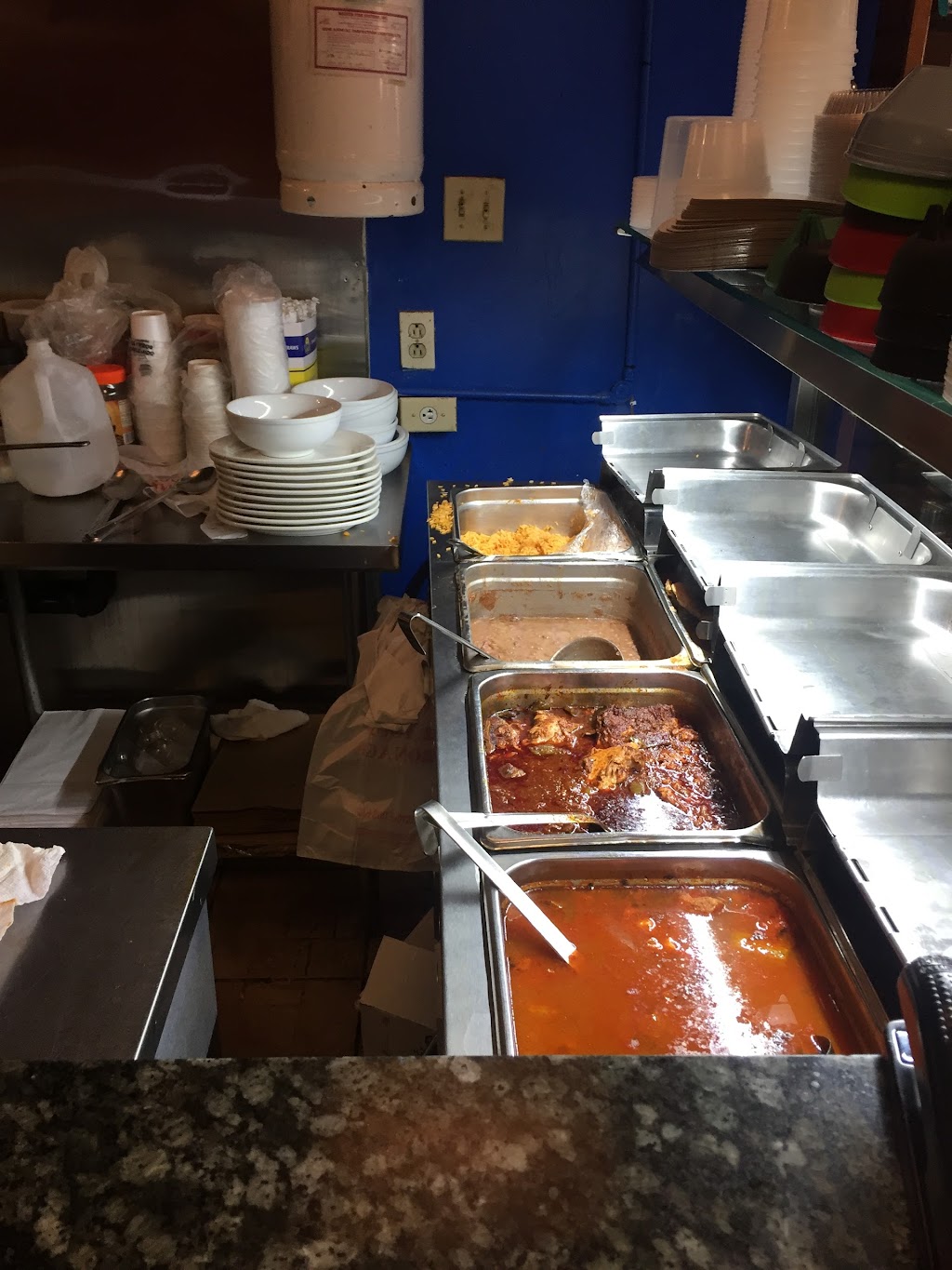 Chinelos 2 | restaurant | 530 W 136th St, New York, NY 10031, USA | 2126906077 OR +1 212-690-6077