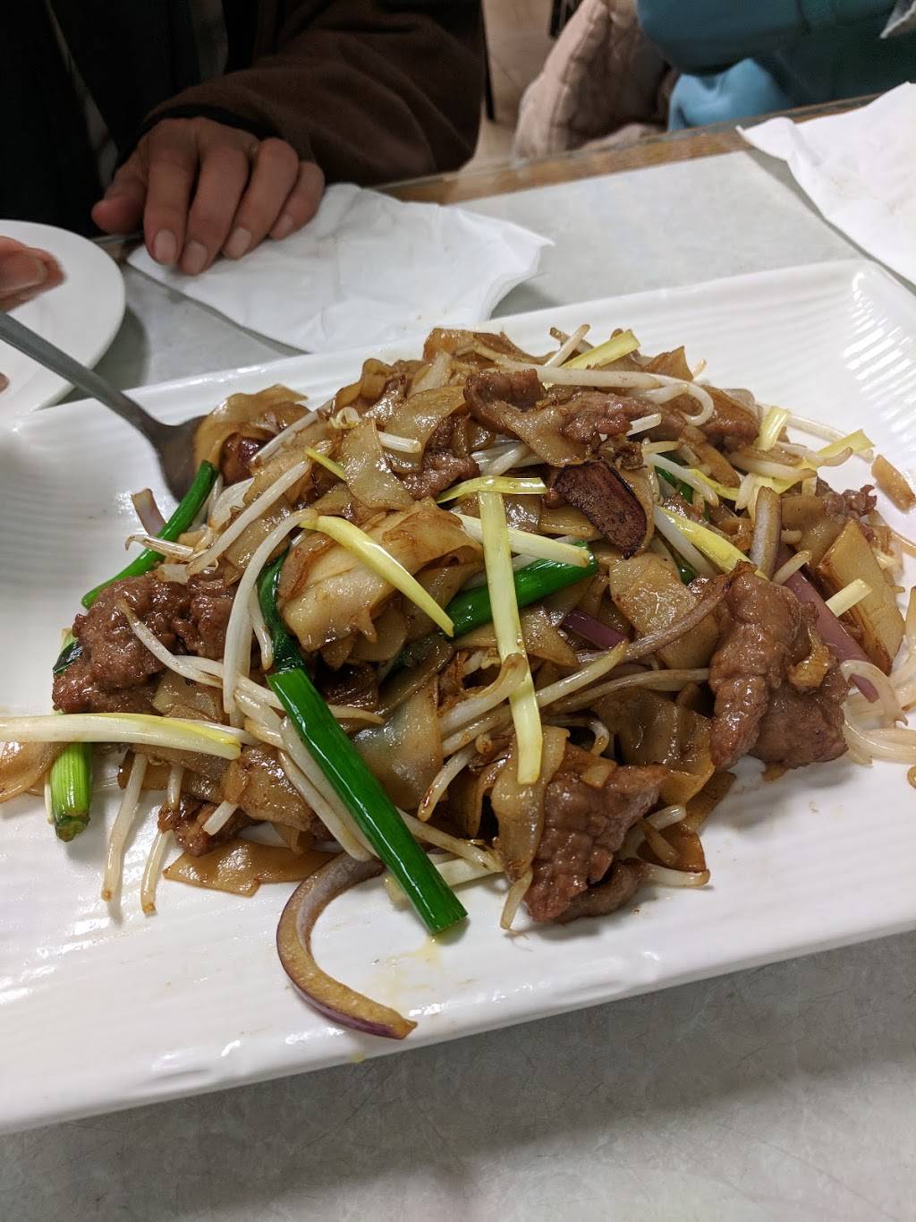 Guangdong Barbecue & Tea House Restaurant | restaurant | 2191 Irving St, San Francisco, CA 94122, USA | 4157319948 OR +1 415-731-9948