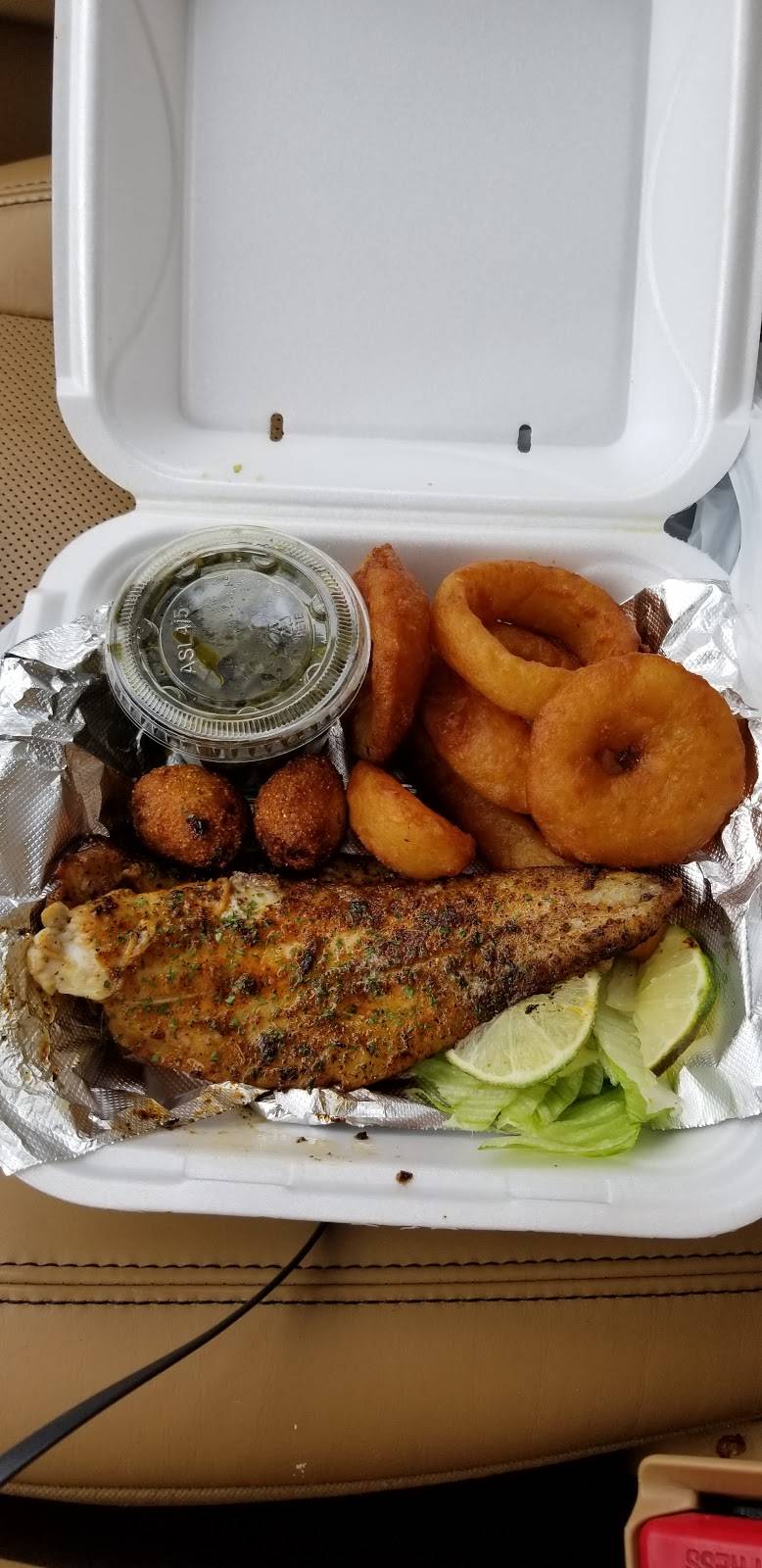 Sea Kings Seafood Kitchen | restaurant | 5523 E 38th St, Indianapolis, IN 46218, USA | 3173841737 OR +1 317-384-1737