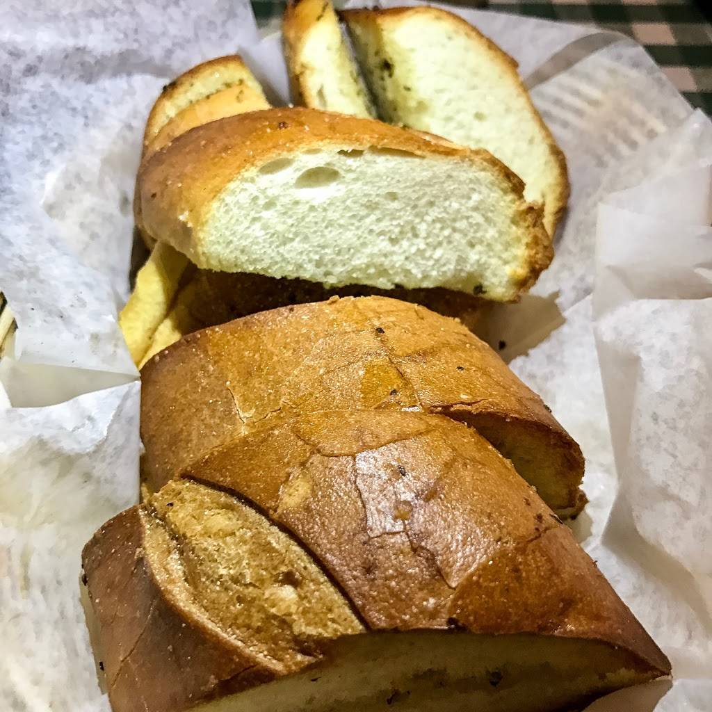 Pauls Pasta Shop | restaurant | 223 Thames St, Groton, CT 06340, USA | 8604455276 OR +1 860-445-5276