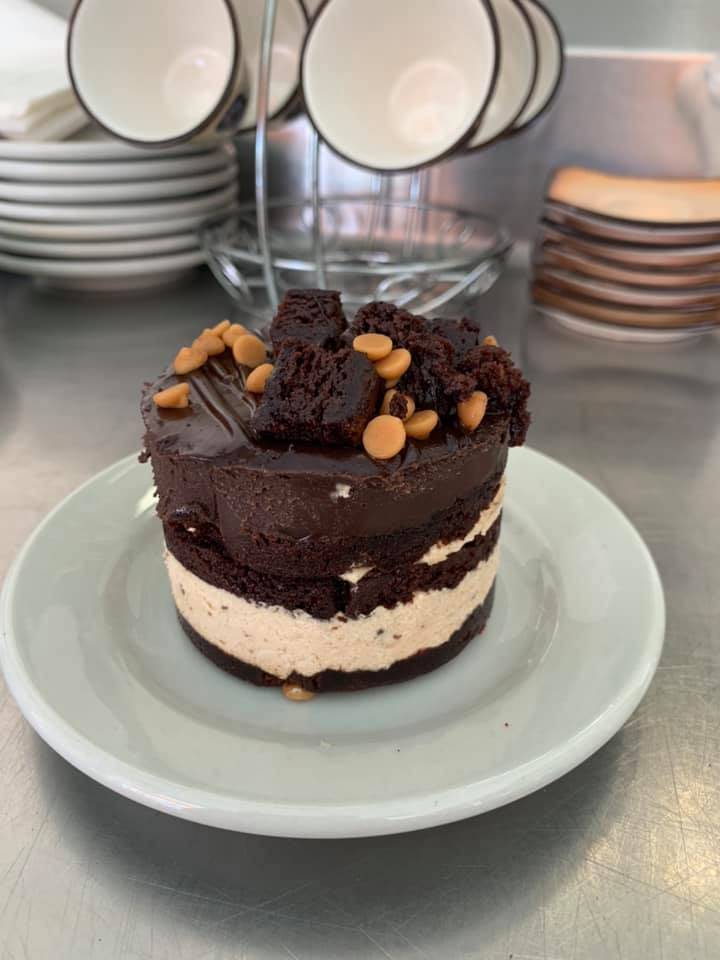 Amaretto ristorante Tampa | restaurant | 2501 W Tampa Bay Blvd, Tampa, FL 33607, USA | 8133736413 OR +1 813-373-6413