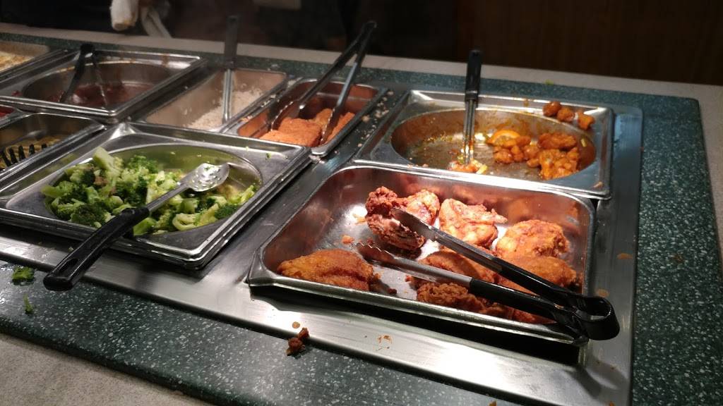 HomeTown Buffet | restaurant | 1850 W Empire Ave, Burbank, CA 91504, USA | 8189555797 OR +1 818-955-5797