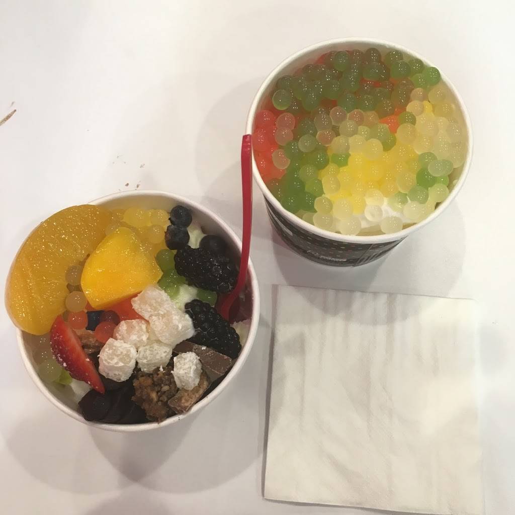 Red Mango | restaurant | 42-23 Bell Blvd, Queens, NY 11361, USA | 7183525000 OR +1 718-352-5000