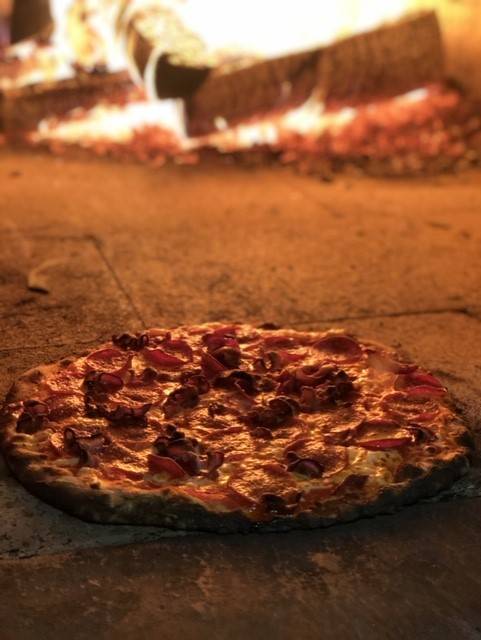 Retro Grub And Pub | restaurant | 87 Elizabeth St, Derby, CT 06418, USA | 4757775366 OR +1 475-777-5366