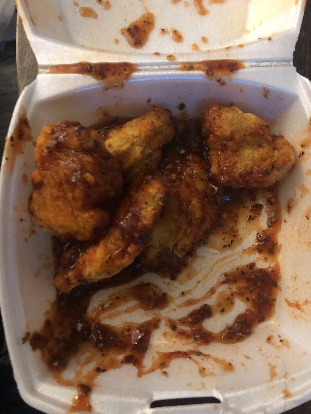 Crispy Slice Pizza &Wings | restaurant | 925 Dundas St, Woodstock, ON N4S 8V3, Canada | 5192904330 OR +1 519-290-4330