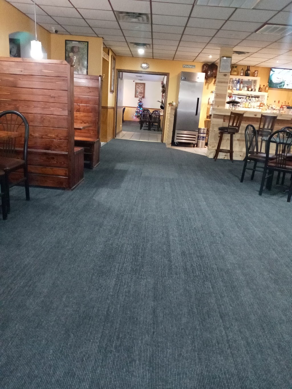 Tres Hermanos | restaurant | 464 US-83, Oakley, KS 67748, USA | 7856711020 OR +1 785-671-1020