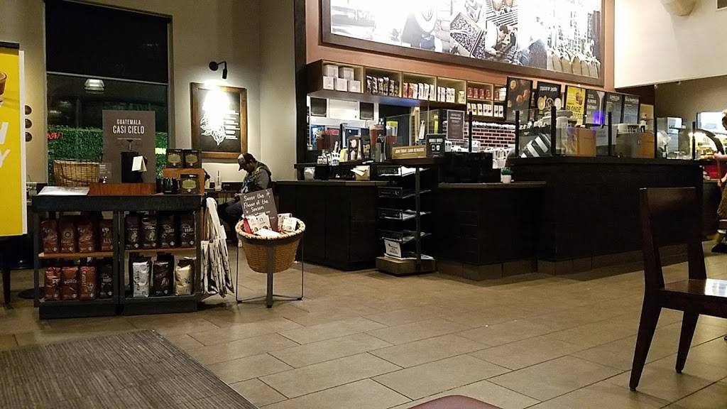 Starbucks | cafe | 800 Oakdale Rd, Modesto, CA 95355, USA | 2095753431 OR +1 209-575-3431