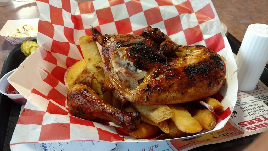 Big Franks BBQ Grill | restaurant | 572 Watertown Ave, Waterbury, CT 06708, USA | 2037537427 OR +1 203-753-7427