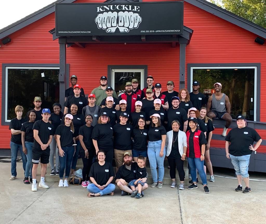 KnuckleSandwich | restaurant | 109 E College St, Nacogdoches, TX 75965, USA | 9362053018 OR +1 936-205-3018