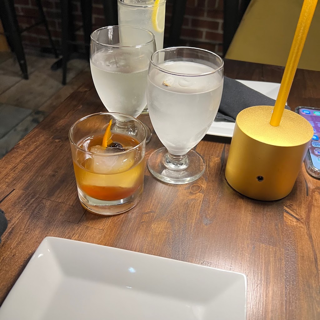 Chefs Kitchen and Cocktails | restaurant | 2804 Colley Ave, Norfolk, VA 23508, USA | 7579045885 OR +1 757-904-5885