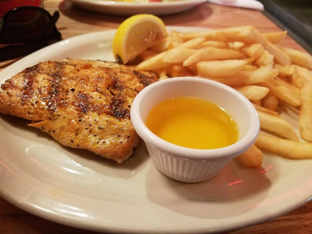 Logans Roadhouse | restaurant | 4511 Hwy 17 S, North Myrtle Beach, SC 29582, USA | 8432723435 OR +1 843-272-3435