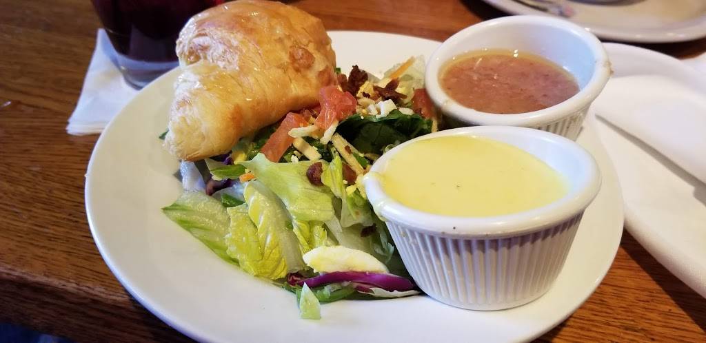 Raffertys Restaurant and Bar of Florence | restaurant | 7379 Turfway Rd, Florence, KY 41042, USA | 8593711140 OR +1 859-371-1140