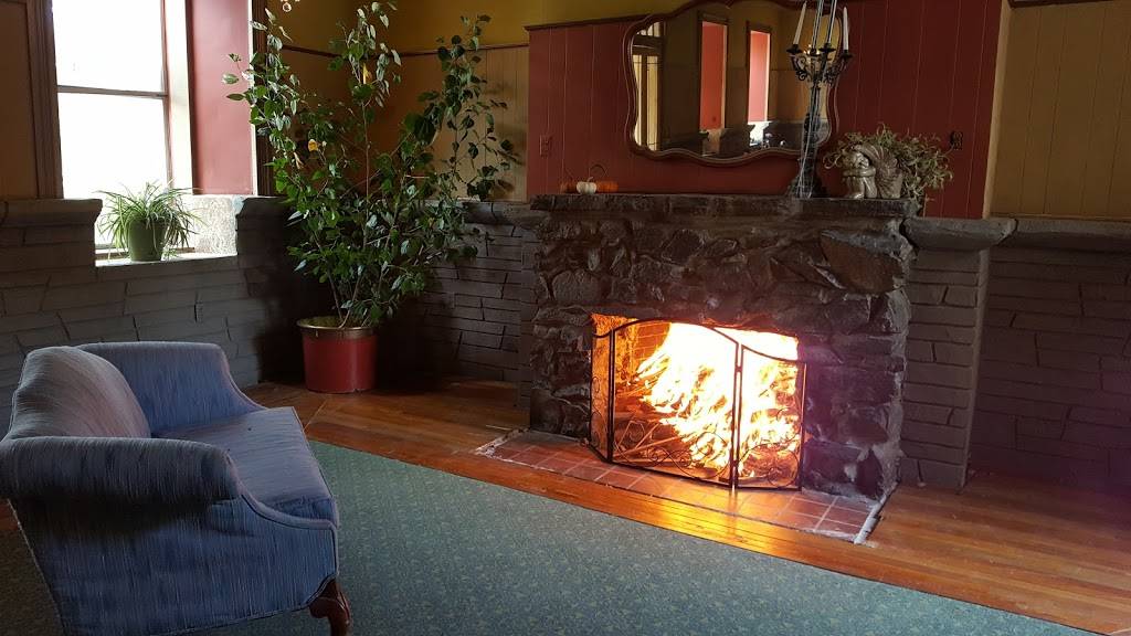 Bullwinkles Saloon | restaurant | 1660 Ingleside Ave, Gwynn Oak, MD 21207, USA | 4105949465 OR +1 410-594-9465