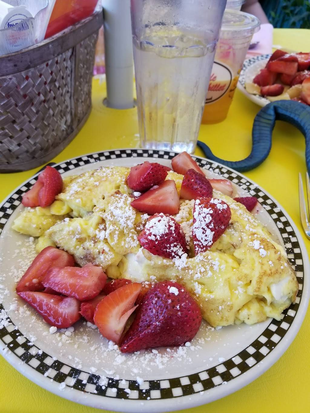 The Bayside Skillet | restaurant | 7701 Coastal Hwy, Ocean City, MD 21842, USA | 4105247950 OR +1 410-524-7950