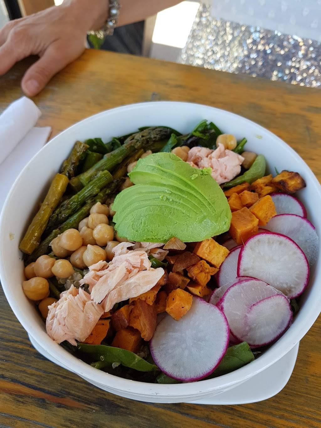 State & Main Kitchen & Bar | restaurant | 79 Clair Rd E #1, Guelph, ON N1L 0J7, Canada | 5197801119 OR +1 519-780-1119