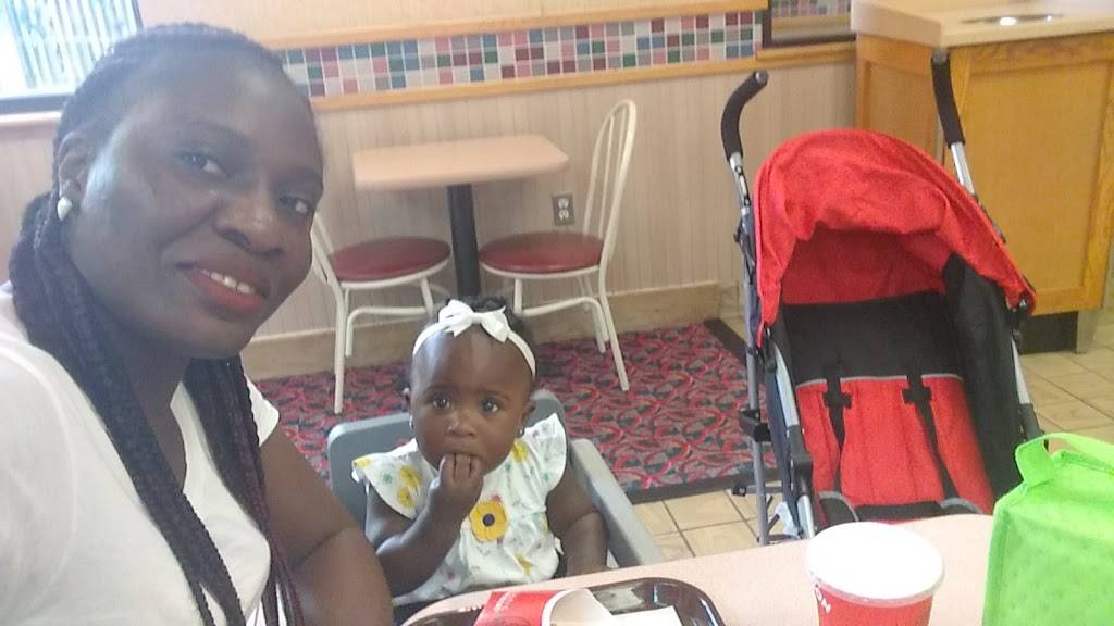 Wendys | restaurant | 7530 Little River Turnpike, Annandale, VA 22003, USA | 7039140594 OR +1 703-914-0594