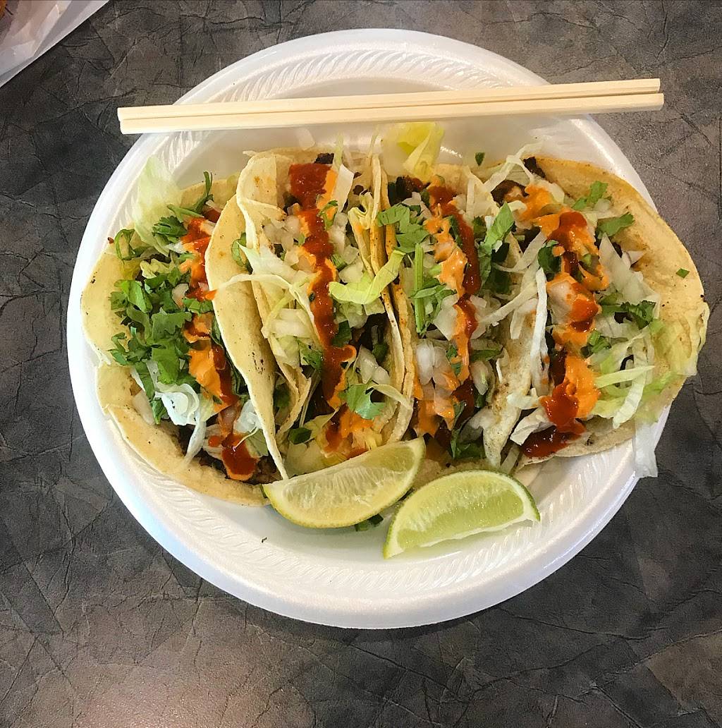 Sushi And Taco | restaurant | 2401 S Stemmons Fwy, Lewisville, TX 75067, USA | 4698654416 OR +1 469-865-4416