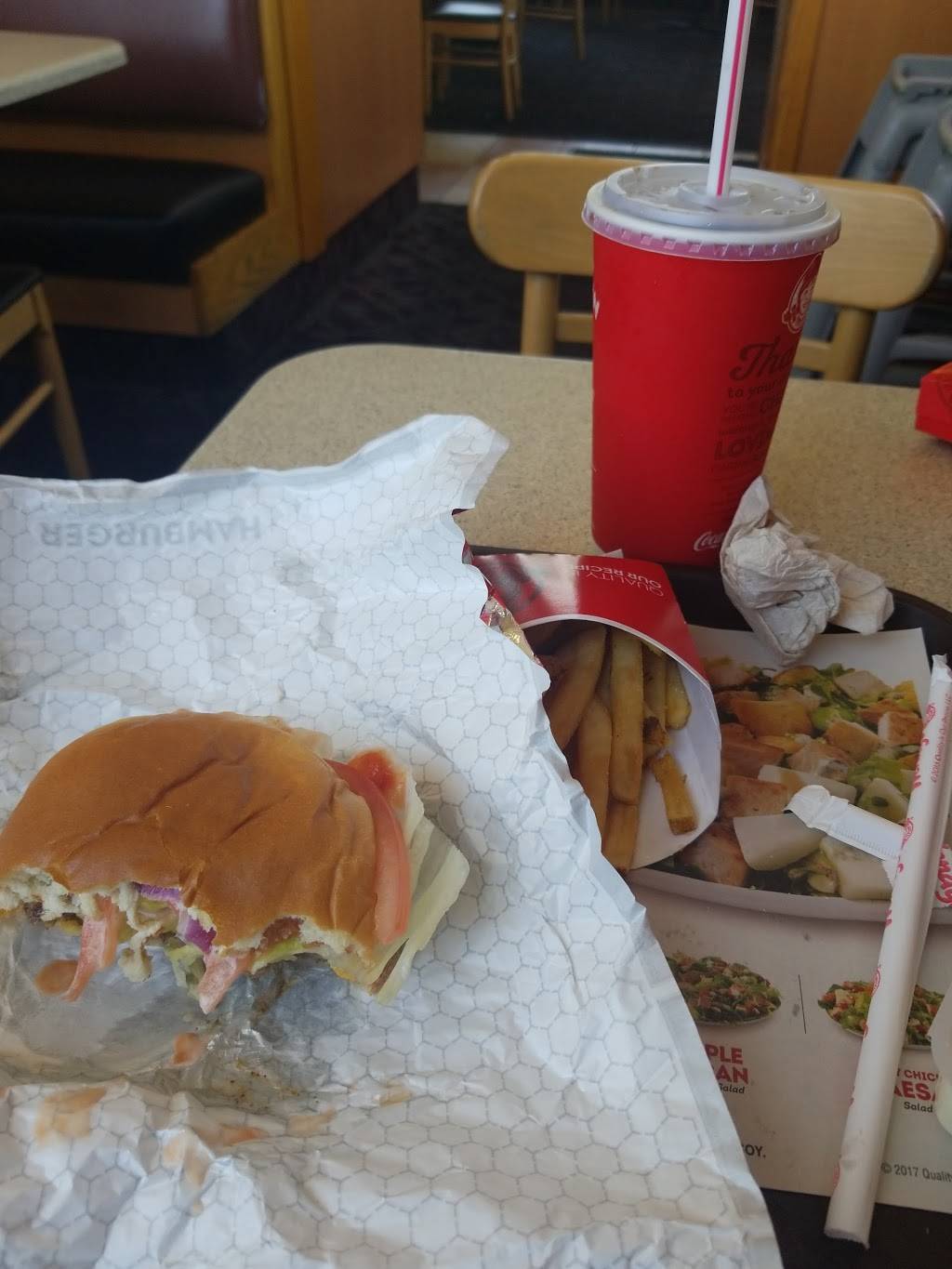 Wendys | restaurant | 19317 Sherman Way, Reseda, CA 91335, USA | 8188821530 OR +1 818-882-1530