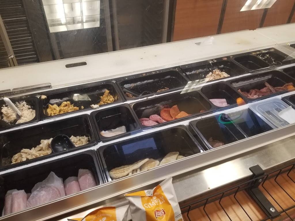 Subway | restaurant | 300 Park Ave, Cranston, RI 02905, USA | 4017854782 OR +1 401-785-4782