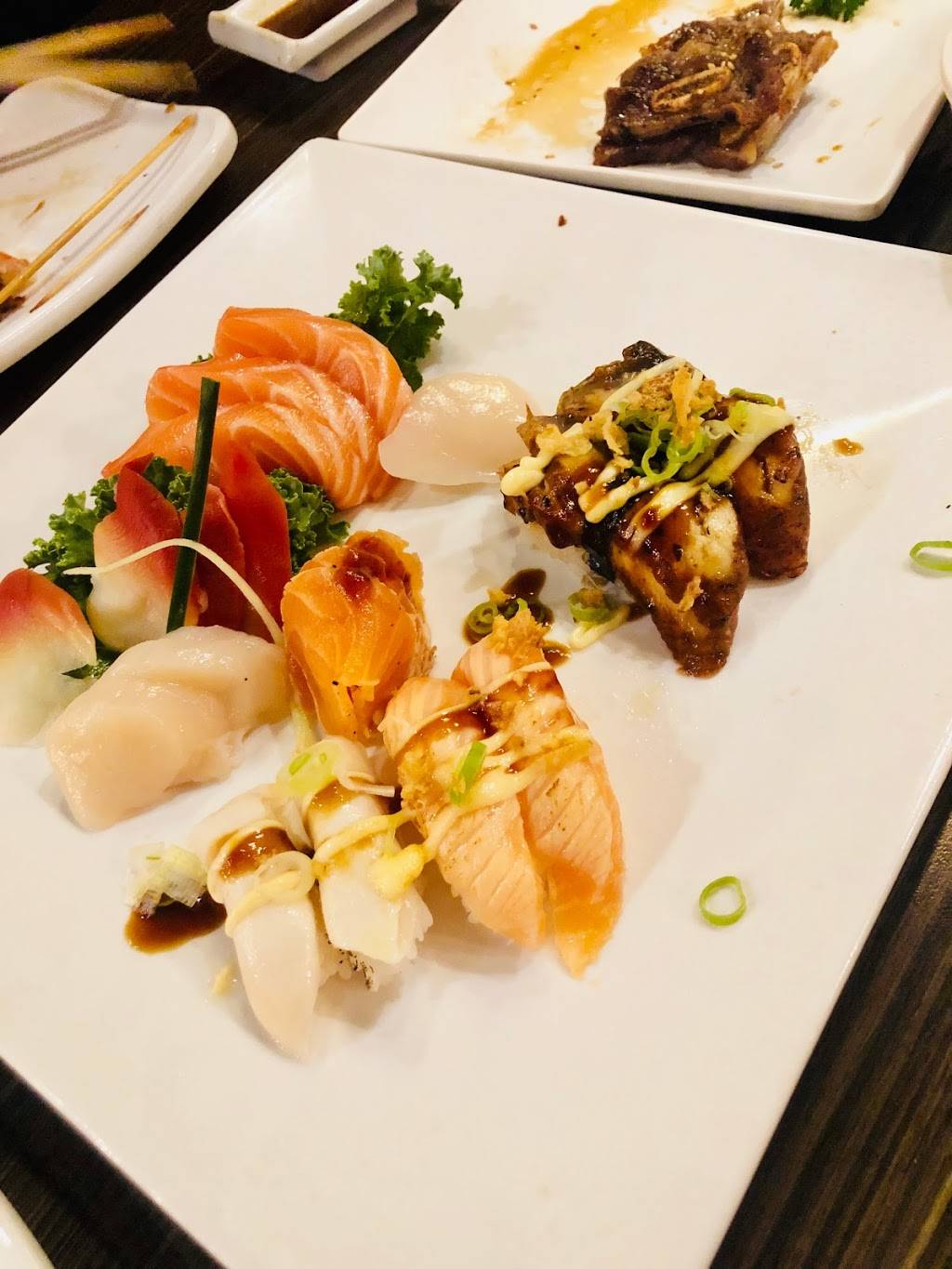 Cherry Blossom Sushi Bar | restaurant | H, 103 Clair Rd E #107, Guelph, ON N1L 0J7, Canada | 5198238838 OR +1 519-823-8838