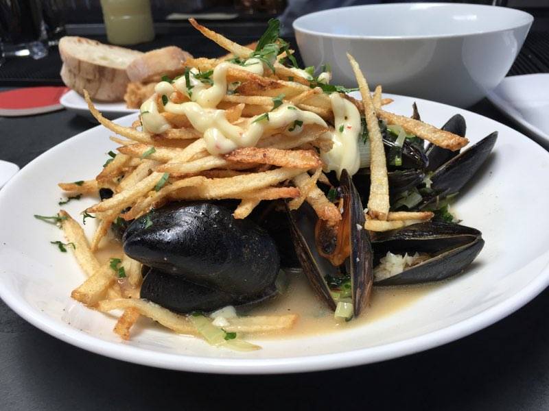 Pasta Moon | restaurant | 315 Main St C, Half Moon Bay, CA 94019, USA | 6507265125 OR +1 650-726-5125