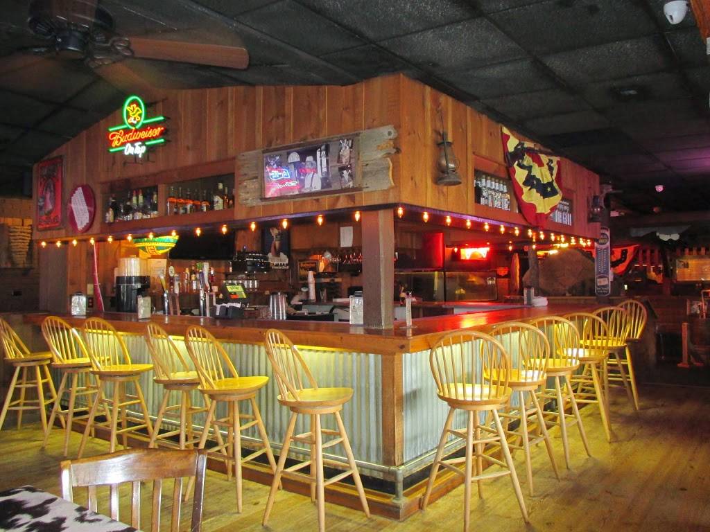 Binions Roadhouse | restaurant | 1565 4 Seasons Blvd, Hendersonville, NC 28792, USA | 8286930492 OR +1 828-693-0492