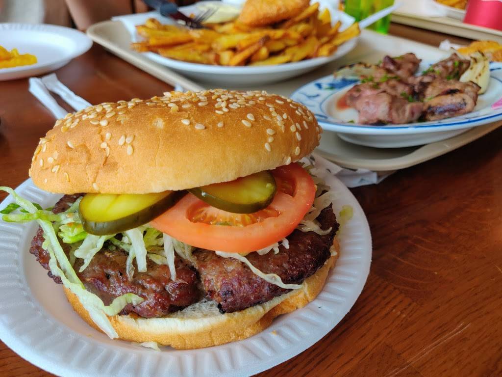 Joes Hamburgers | restaurant | 10825 Yonge St, Richmond Hill, ON L4C 3E3, Canada | 9058844846 OR +1 905-884-4846