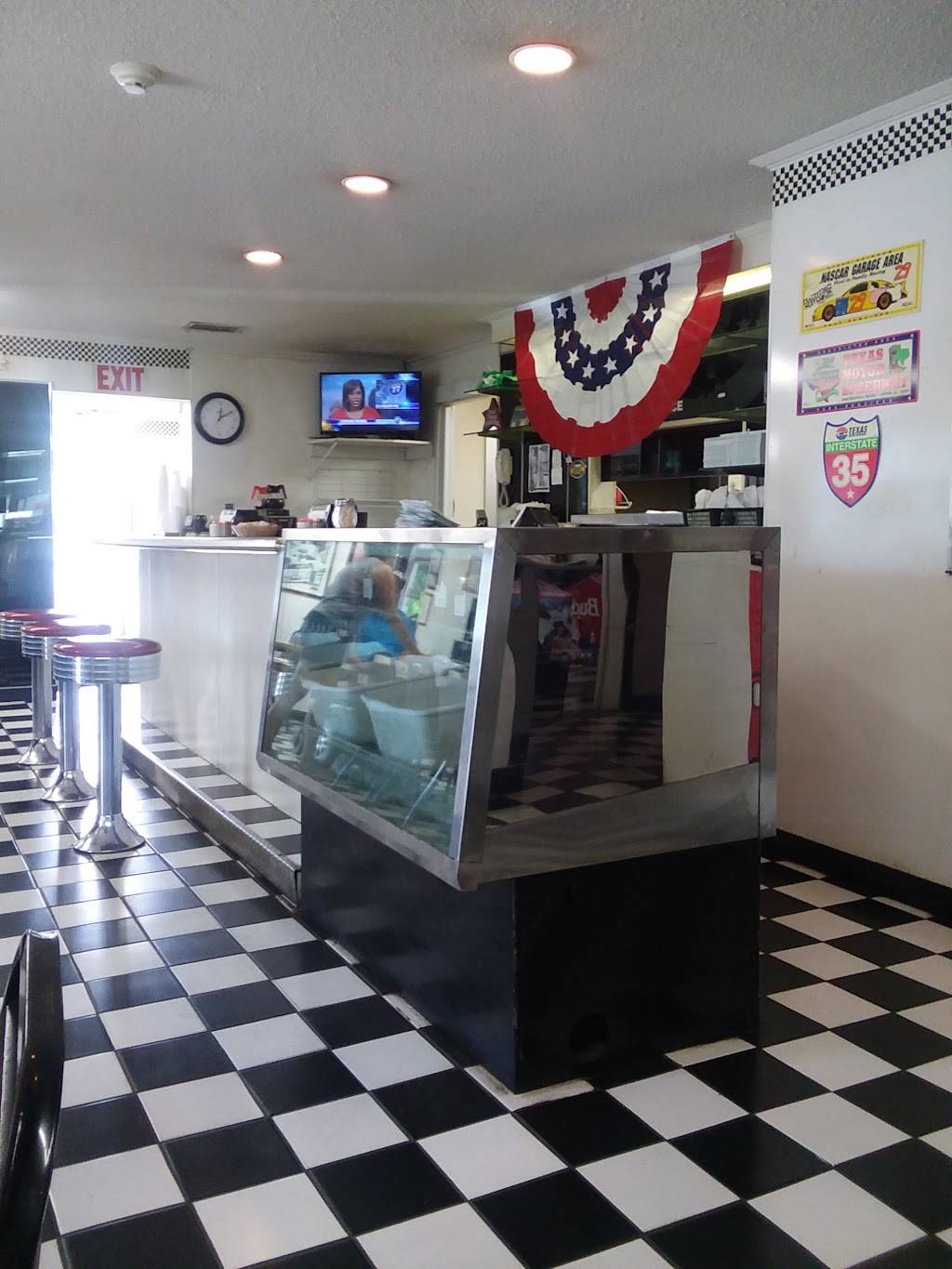 Libbys Pit Stop | restaurant | 1801 N Cannon Blvd, Kannapolis, NC 28083, USA | 7049384733 OR +1 704-938-4733