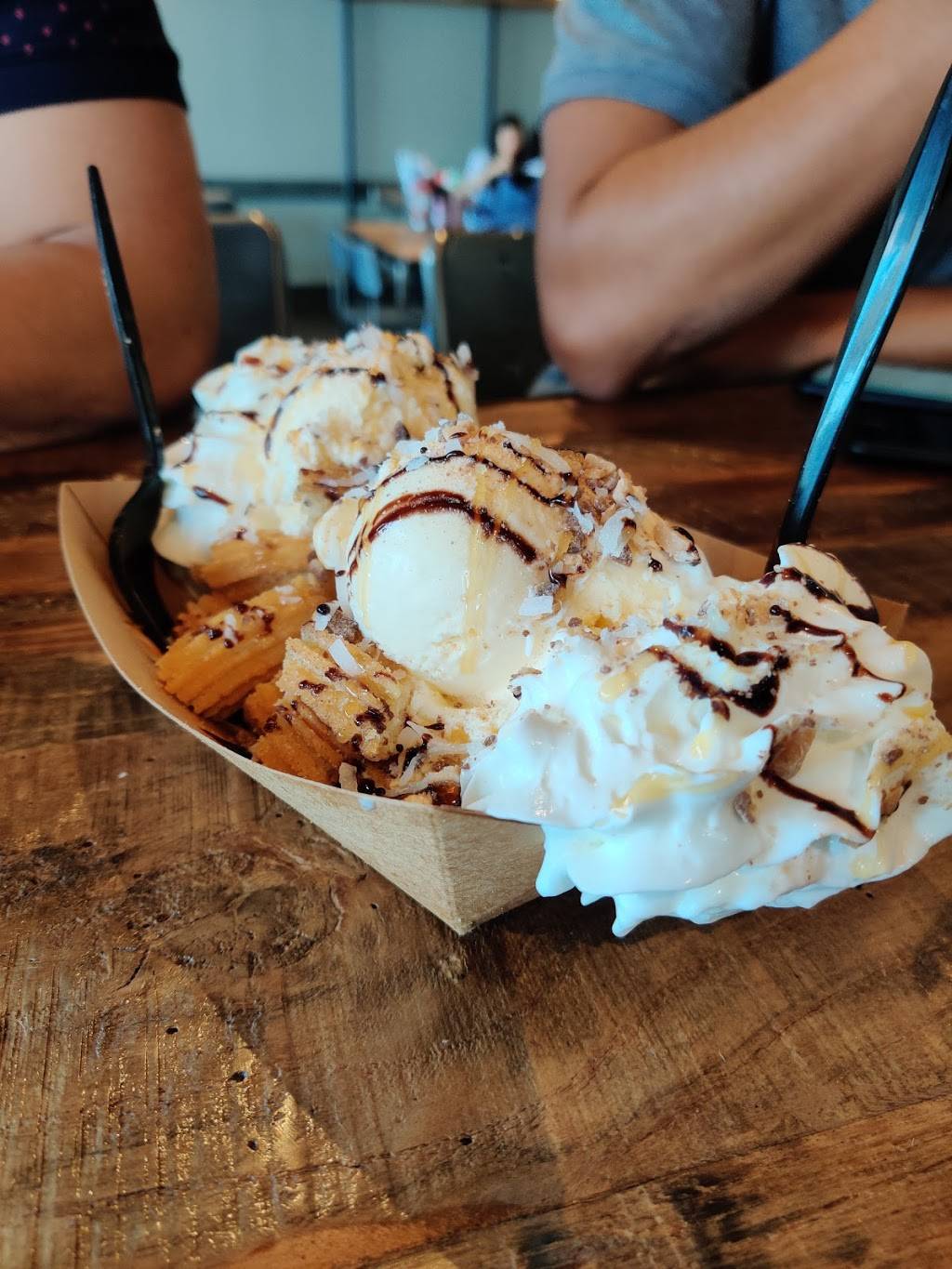 Hiccups and Churroholics Westheimer | restaurant | 11700B Westheimer Rd, Houston, TX 77077, USA | 8326191790 OR +1 832-619-1790