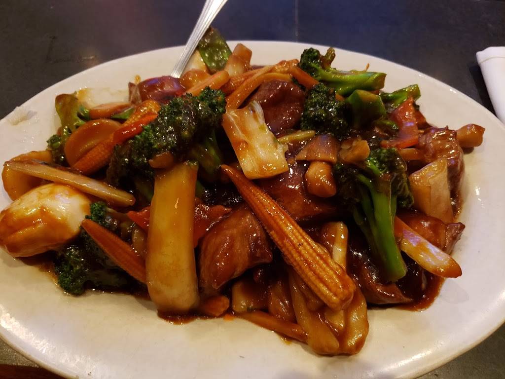 Imperial Dragon | restaurant | 8310 Tyler Blvd, Mentor, OH 44060, USA | 4409748838 OR +1 440-974-8838