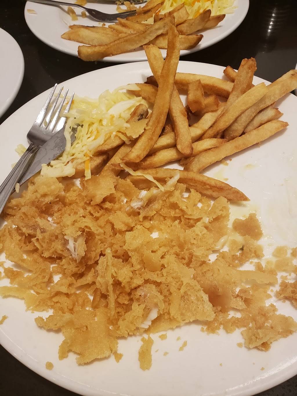 Halibut House | restaurant | 270 Hays Blvd, Oakville, ON L6H 6M4, Canada | 2897259887 OR +1 289-725-9887