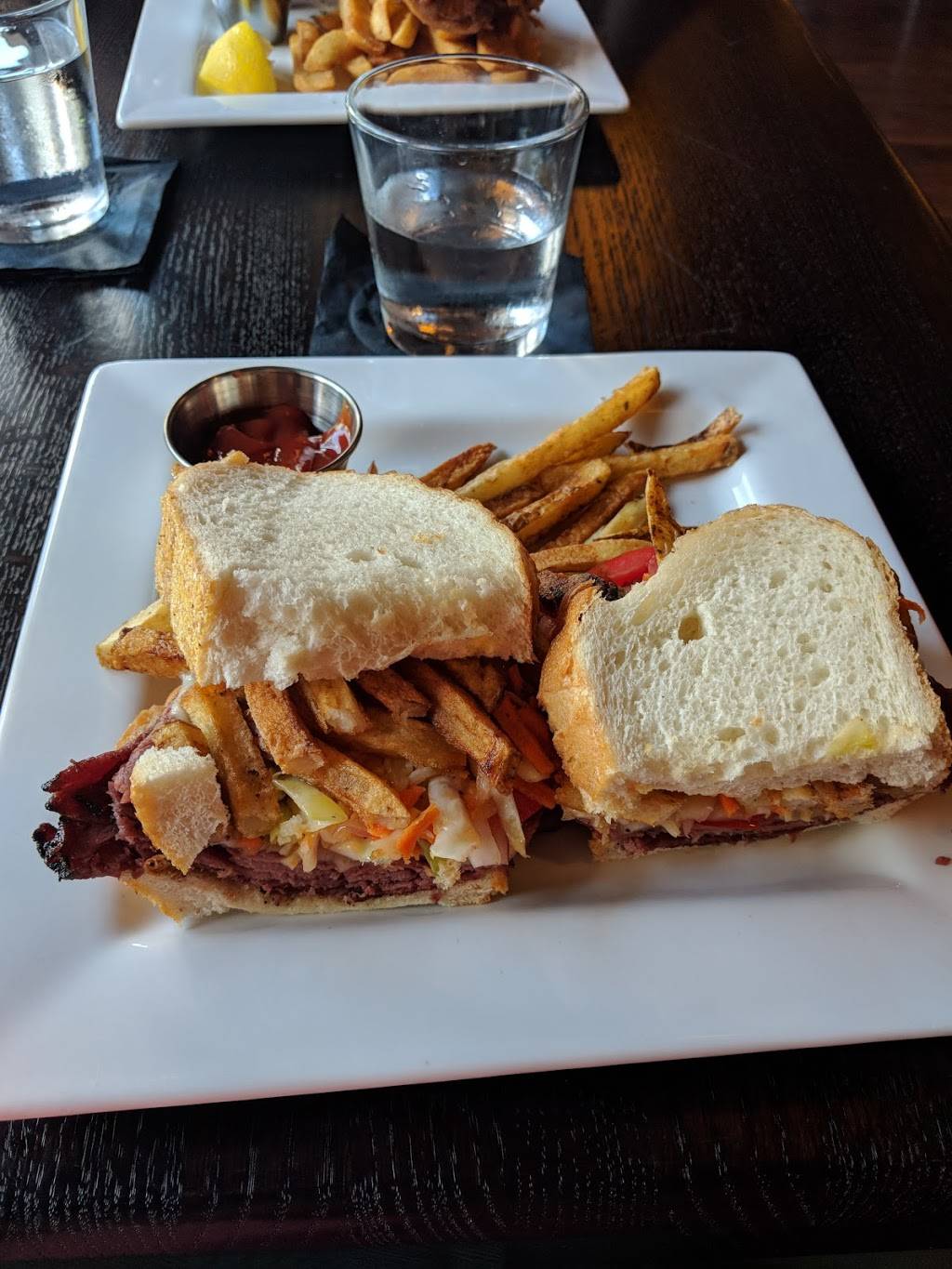 OHaras Public House | restaurant | 131 E Main St, Lexington, SC 29072, USA | 8037854025 OR +1 803-785-4025