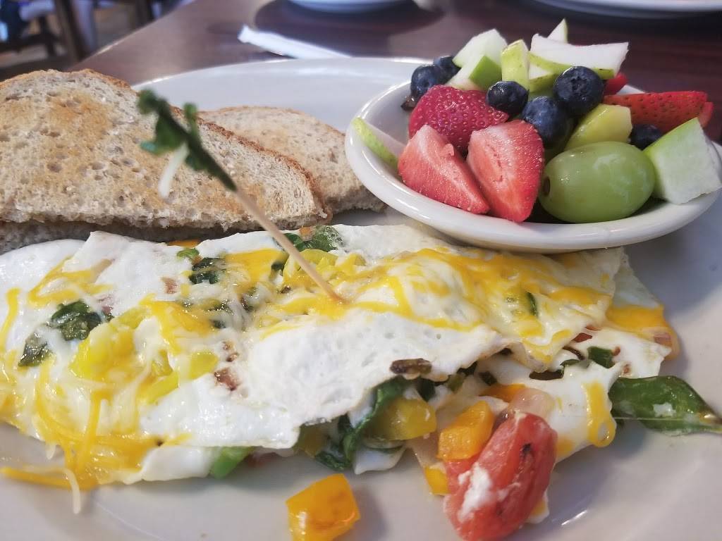 Boones Saloon | restaurant | 301 W Edwards St, Springfield, IL 62704, USA | 2176793752 OR +1 217-679-3752