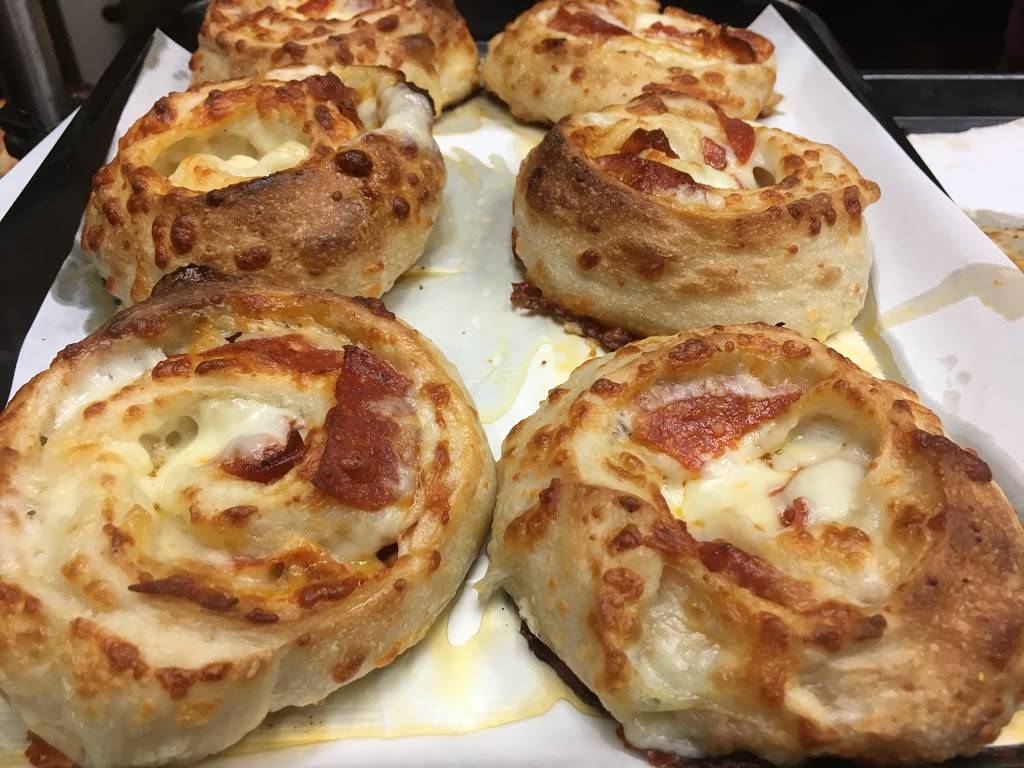 Prima Pizza Nice Ice | restaurant | 222-70 Braddock Ave, Queens Village, NY 11428, USA | 7187406546 OR +1 718-740-6546