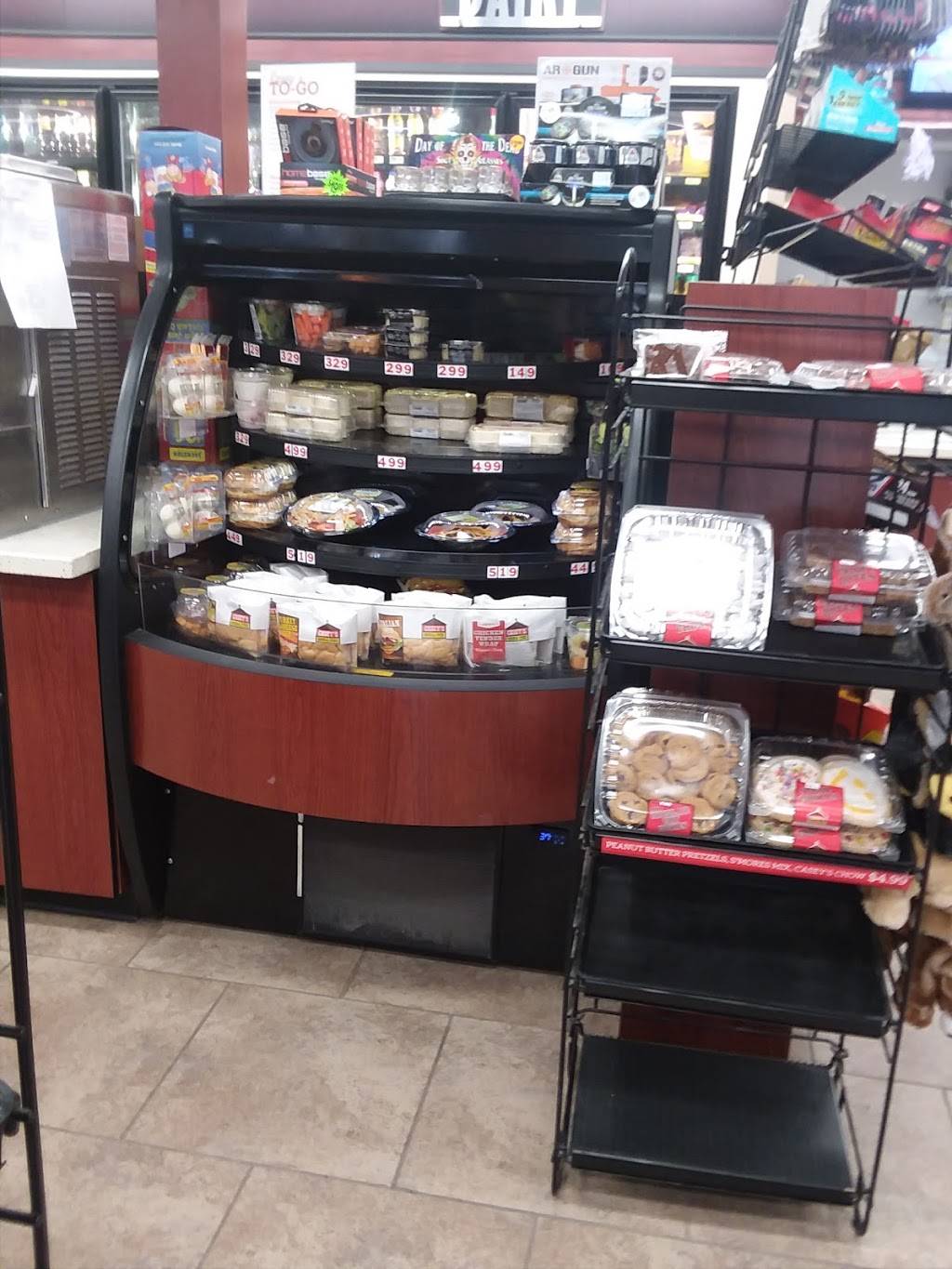 Caseys | restaurant | 129 E Railroad St, Kingston, IL 60145, USA | 8157842622 OR +1 815-784-2622