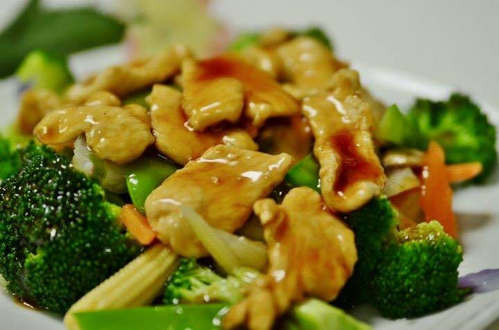 Main Moon Chinese Restaurant | restaurant | 607 W Liberty St, Hubbard, OH 44425, USA | 3305348880 OR +1 330-534-8880